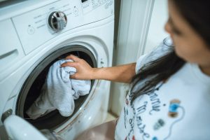 what is the cheapest way to do laundry?