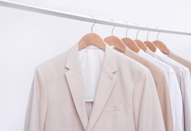 should-you-dry-clean-a-linen-suit-love2laundry