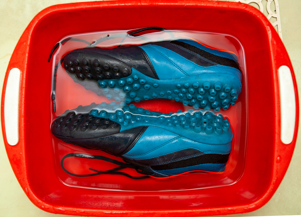 How to clean football boots in the wash